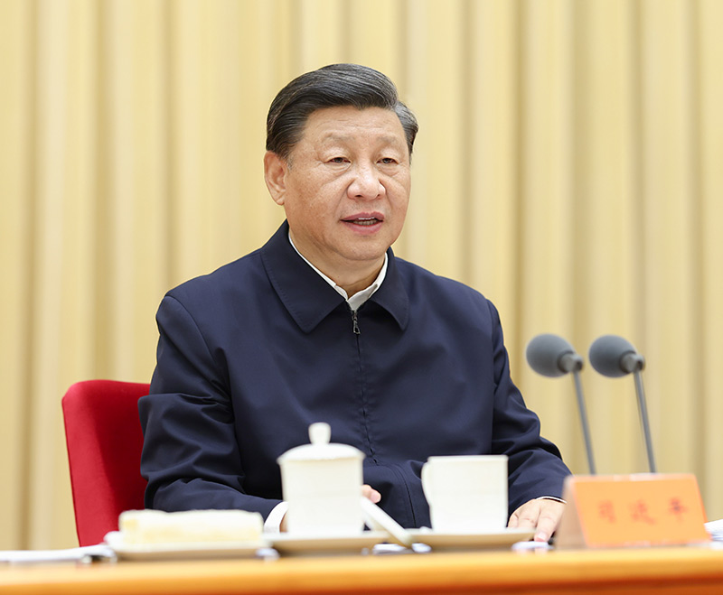 7月26日至27日,省部级主要领导干部“学习习近平总书记重要讲话精神,迎接党的二十大”专题研讨班在京举行。中共中央总书记、国家主席、中央军委主席习近平在开班式上发表重要讲话。新华社记者 鞠鹏 摄